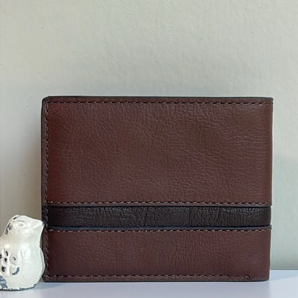 Fossil 🗝️ Men’s Genuine Leather Wallet